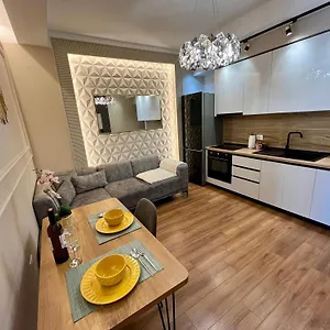Apartment Center Cozy, Tirana